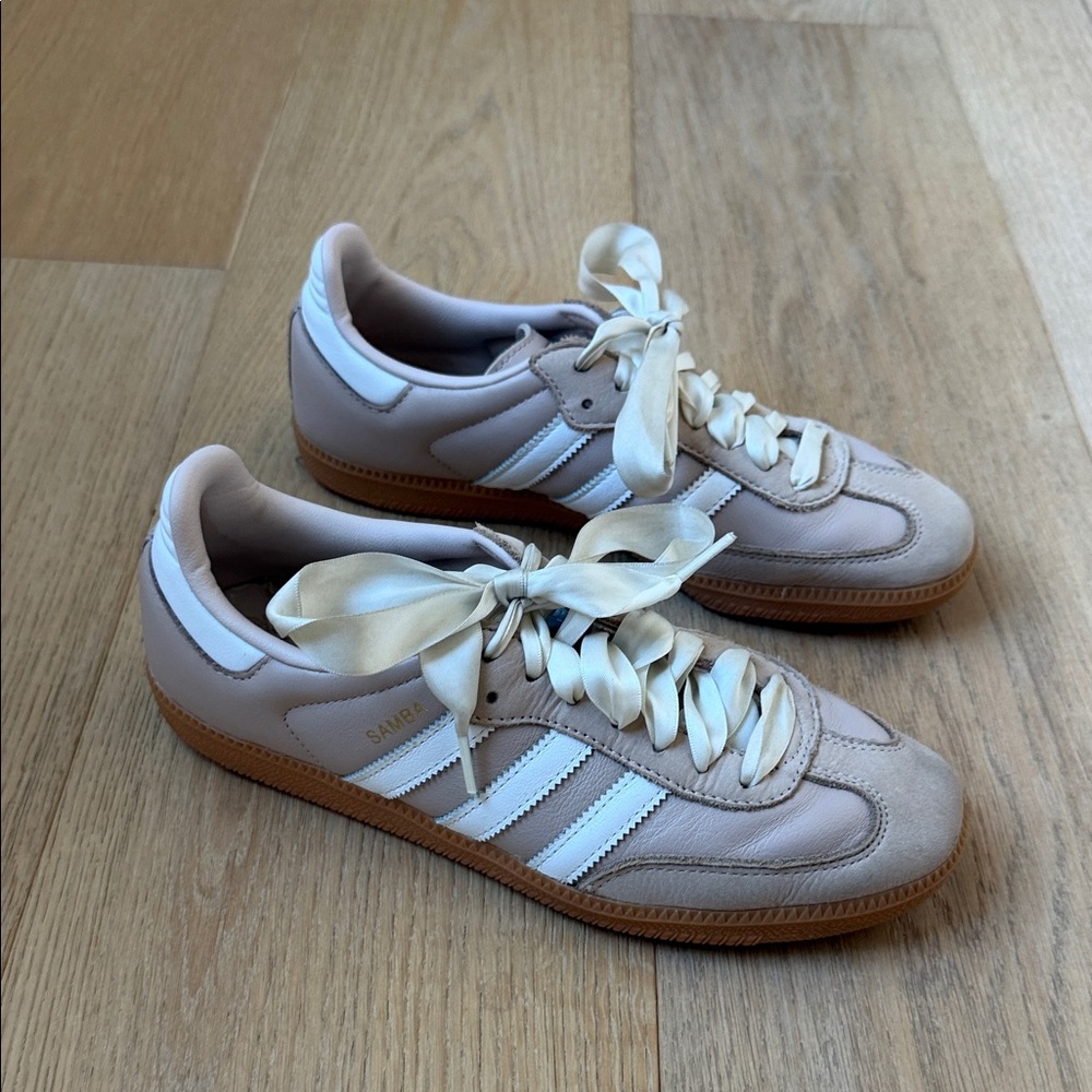 Adidas Samba Sneakers - Picture 2 of 5